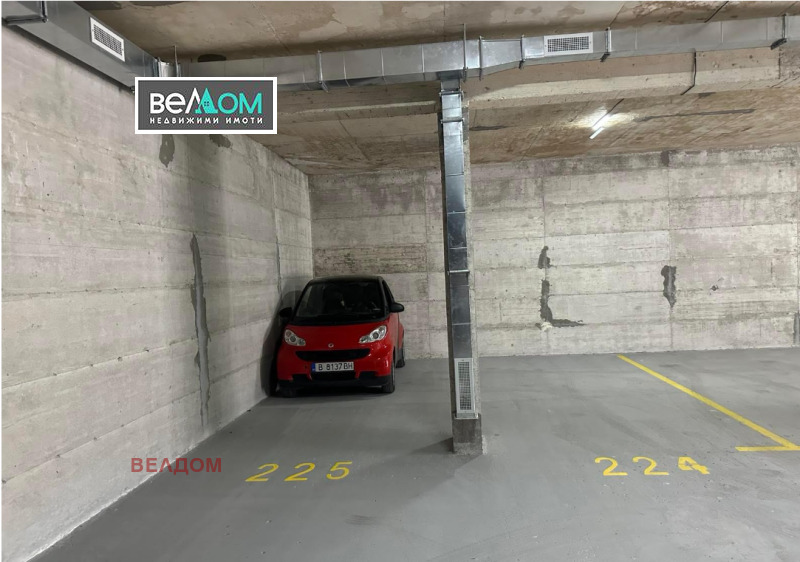 Продава ГАРАЖ, ПАРКОМЯСТО, гр. Варна, м-т Планова, снимка 2 - Гаражи и паркоместа - 52876336