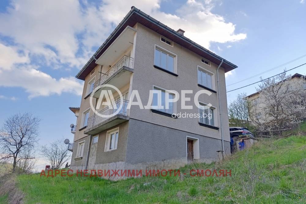 Продава КЪЩА, с. Тикале, област Смолян