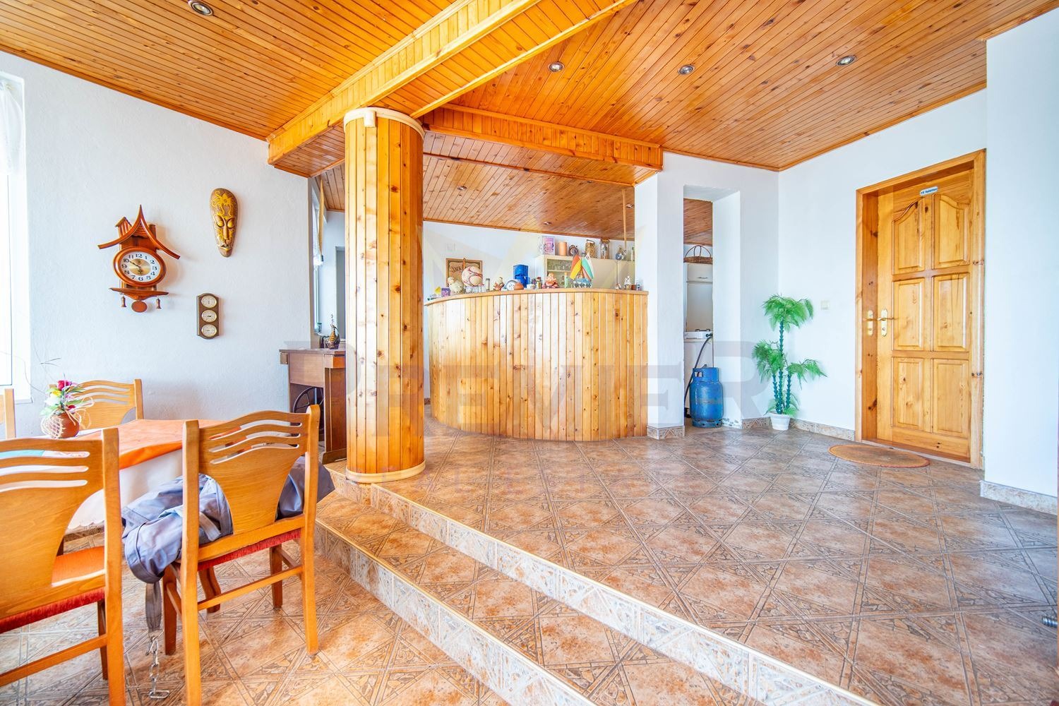 Продава КЪЩА, гр. Балчик, област Добрич, снимка 4 - Къщи - 56717907
