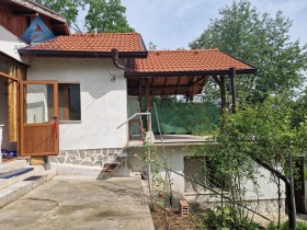 Hus Shirok tsentar, Pleven 3