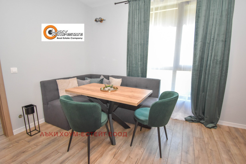 Продава  3-стаен град София , Младост 4 , 87 кв.м | 56191461