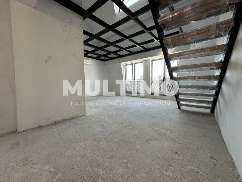 In vendita  Maisonette Sofia , Bakston , 121 mq | 67554855
