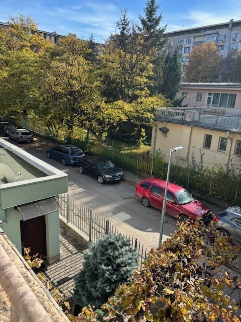 Продава ЕТАЖ ОТ КЪЩА, гр. Пловдив, Мараша, снимка 8 - Етаж от къща - 52404826