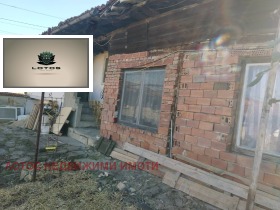 Продажба на имоти в гр. Лясковец, област Велико Търново — страница 3 - изображение 20 