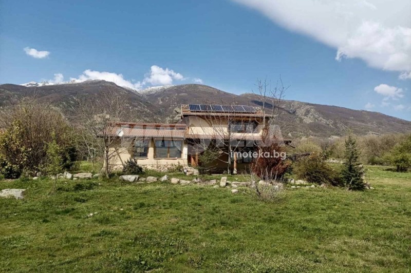 Προς πώληση  σπίτι περιοχή Plovdiv , Καρλοβο , 40000 τ.μ | 40361406