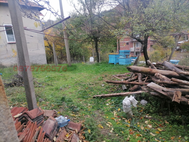 Продава КЪЩА, с. Голям Върбовник, област Кюстендил, снимка 3 - Къщи - 52829241