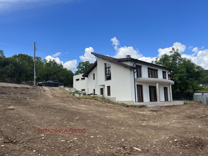 Продава КЪЩА, с. Градец, област София област, снимка 2 - Къщи - 53232291