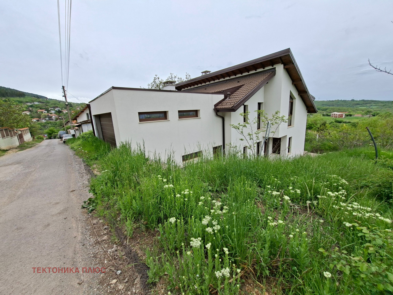 Продава КЪЩА, с. Градец, област София област, снимка 2 - Къщи - 54268428
