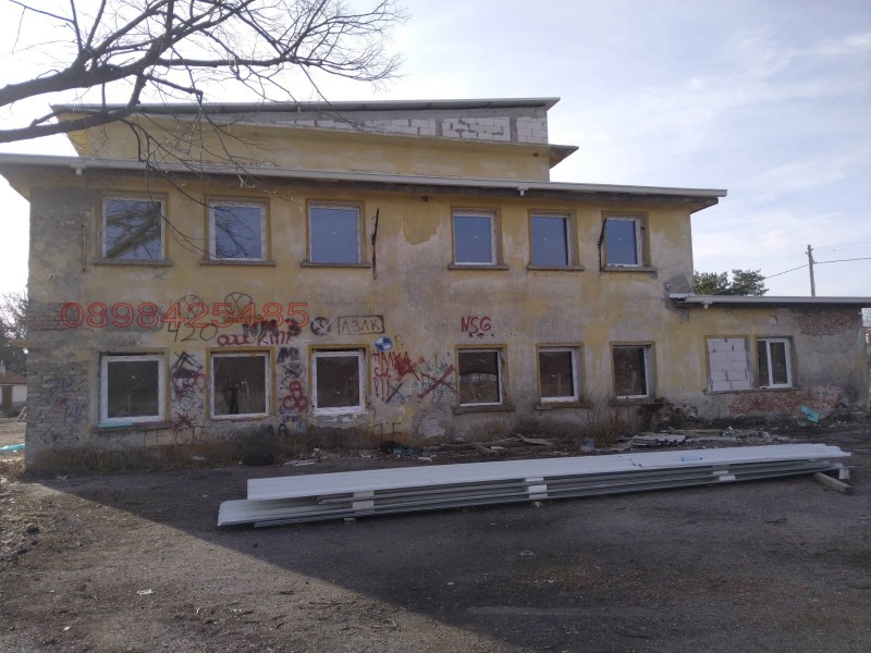 Продава ПРОМ. ПОМЕЩЕНИЕ в област Стара Загора, с. Ракитница - 1050 кв.м / 230 000 € » 449 840.90 лв.