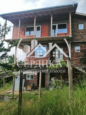 Продажба на имоти в с. Мало село, област Кюстендил - изображение 2 