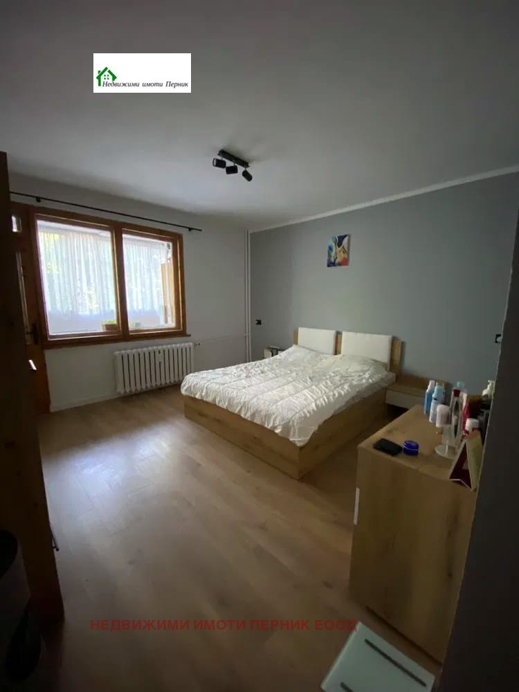 Na prodej  2 ložnice Pernik , Centar , 107 m2 | 45756591 - obraz [2]