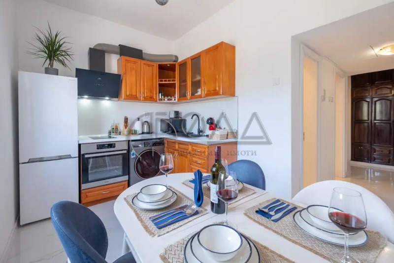 Продава  3-стаен град София , Център , 80 кв.м | 18133809