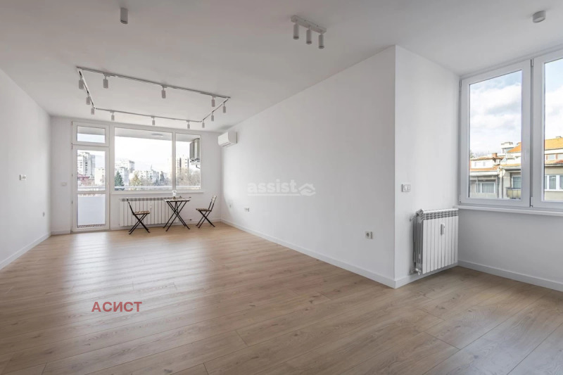 Продава 4-СТАЕН, гр. София, Изгрев, снимка 4 - Апартаменти - 53591644