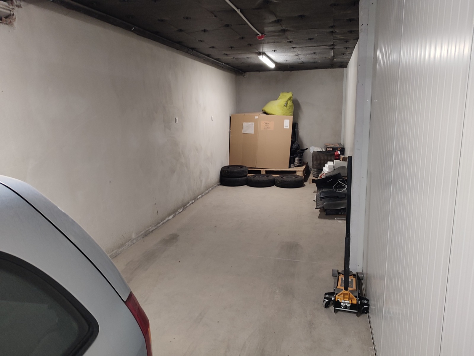 Продава ГАРАЖ, ПАРКОМЯСТО, гр. София, Витоша, снимка 2 - Гаражи и паркоместа - 54928339