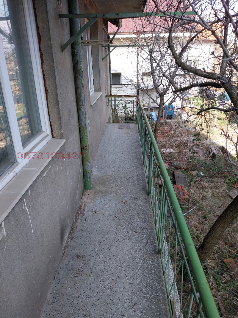 Продава ЕТАЖ ОТ КЪЩА в област Кюстендил, гр. Дупница - 86 кв.м / 90 000 € » 176 024.70 лв.