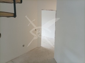 Casa Lozen, Sofia 10
