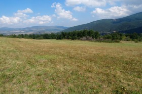 Tierra Rudartsi, región Pernik