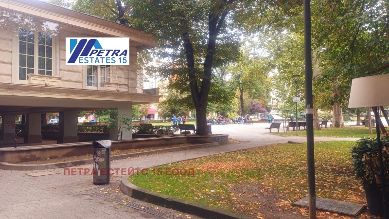 Продава 3-СТАЕН, гр. София, Център, снимка 16 - Апартаменти - 52753772