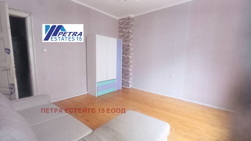 Продава 3-СТАЕН, гр. София, Център, снимка 2 - Апартаменти - 52753772