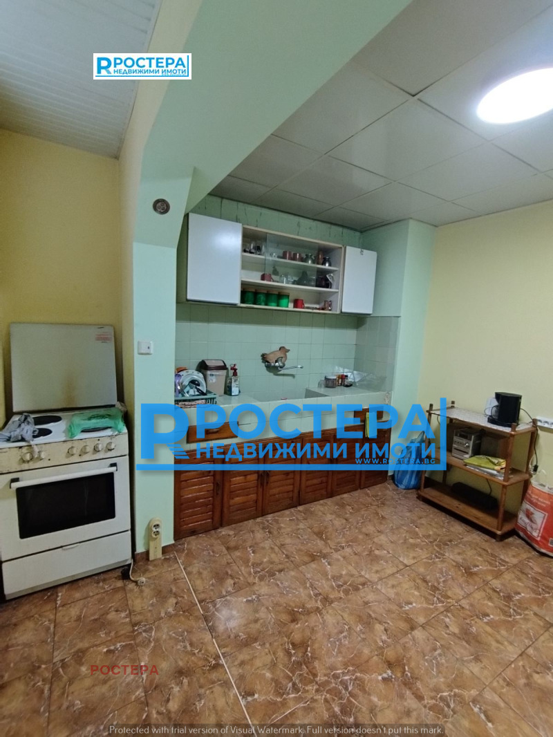 Продава 3-СТАЕН, гр. Търговище, Запад 2, снимка 3 - Апартаменти - 52990558