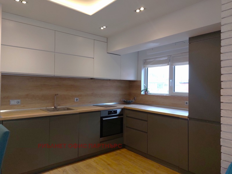 Продава МНОГОСТАЕН, гр. София, Лозенец, снимка 3 - Апартаменти - 53328191