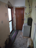 Продава ЕТАЖ ОТ КЪЩА, гр. Дупница, област Кюстендил, снимка 2