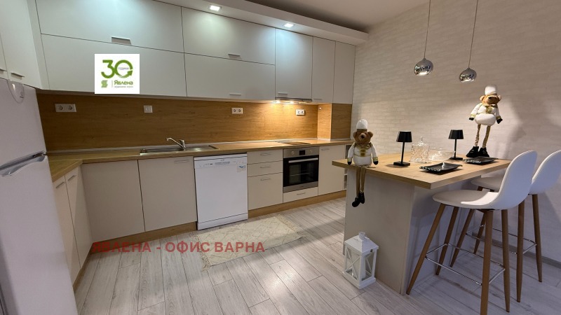 Продава 3-СТАЕН, гр. Варна, Бриз, снимка 3 - Апартаменти - 52808900