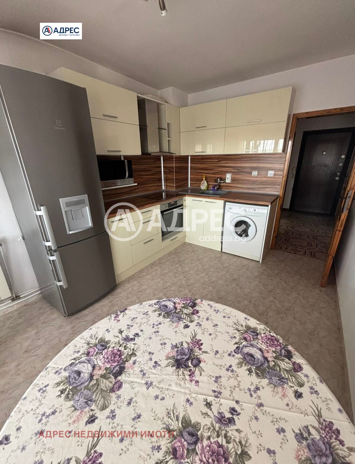 Продава 3-СТАЕН, гр. Велико Търново, Зона Б, снимка 3 - Апартаменти - 55329960
