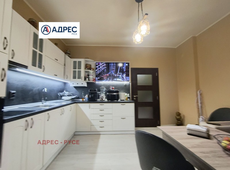 Продава 2-СТАЕН в град Русе, Център - 63 кв.м / 134 900 € » 263 841.47 лв., АДРЕС - РУСЕ