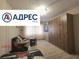 2-стаен град Русе, Чародейка - Юг 2