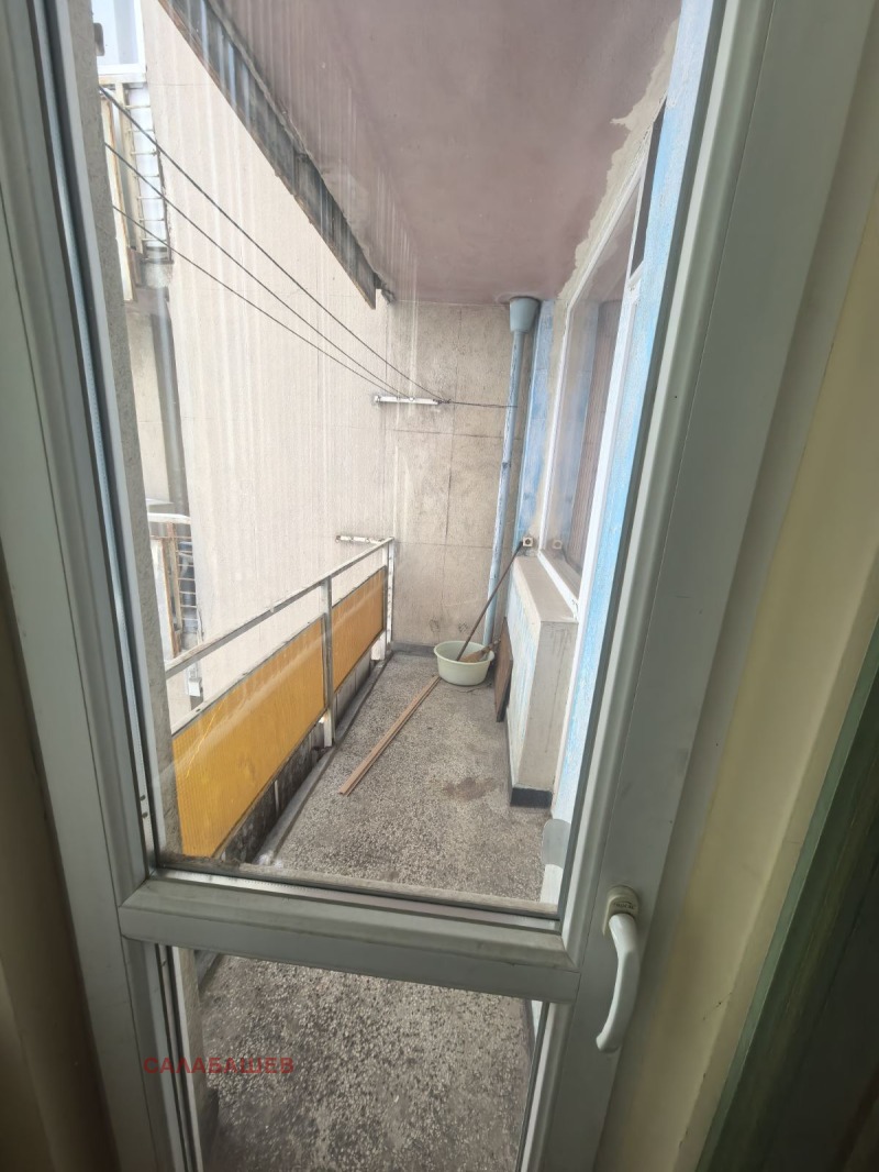 Продава 1-СТАЕН, гр. Казанлък, област Стара Загора, снимка 2 - Апартаменти - 53368990