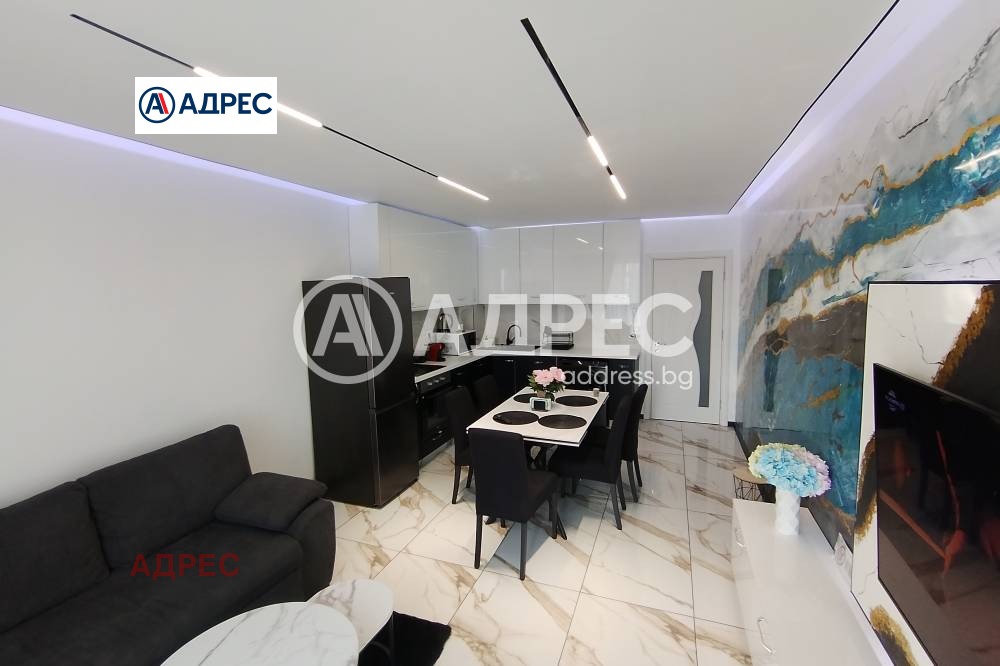 Продава 3-СТАЕН, гр. Варна, к.к. Св.Св. Константин и Елена