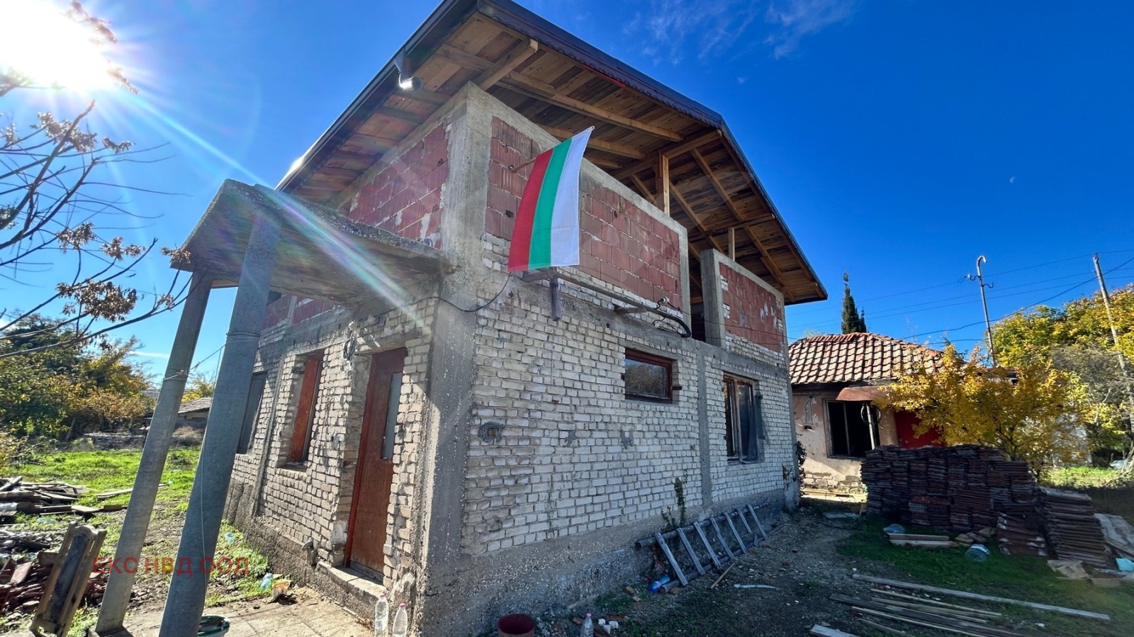 Продава КЪЩА, с. Ново село, област Пловдив, снимка 2 - Къщи - 53920575