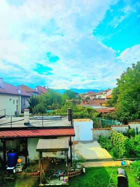 Piano della casa Mezdra, regione Vratsa 11