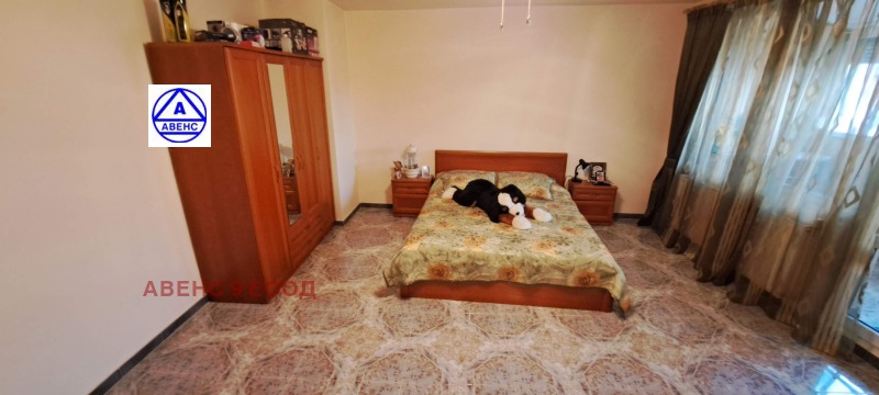 Продава  3-стаен град Плевен , Мара Денчева , 80 кв.м | 88163899 - изображение [2]
