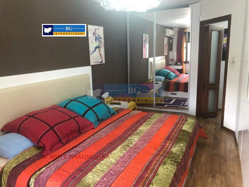 Продава 3-СТАЕН, гр. Бургас, Възраждане, снимка 7 - Апартаменти - 51093045