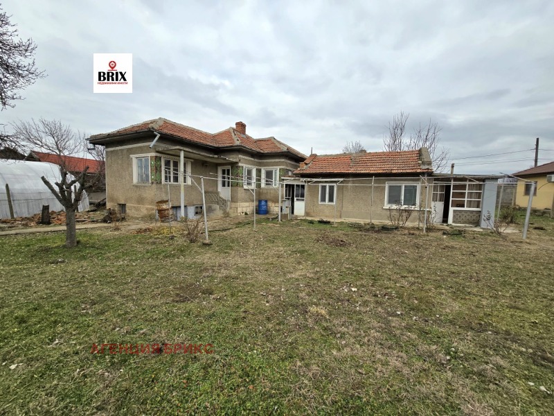 Продава КЪЩА, с. Щръклево, област Русе, снимка 2 - Къщи - 49546655