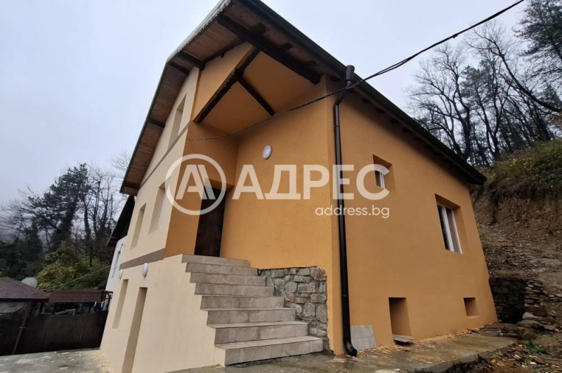 Продава КЪЩА, гр. Габрово, Център