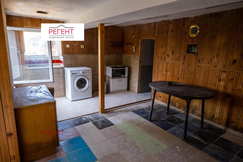 Продава КЪЩА, гр. Севлиево, област Габрово, снимка 9 - Къщи - 52646993