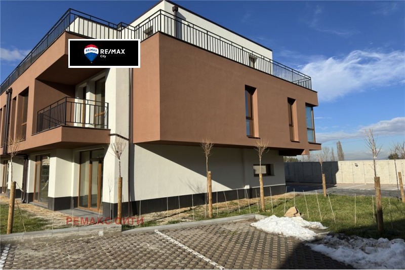 Продава КЪЩА, гр. София, м-т Детски град