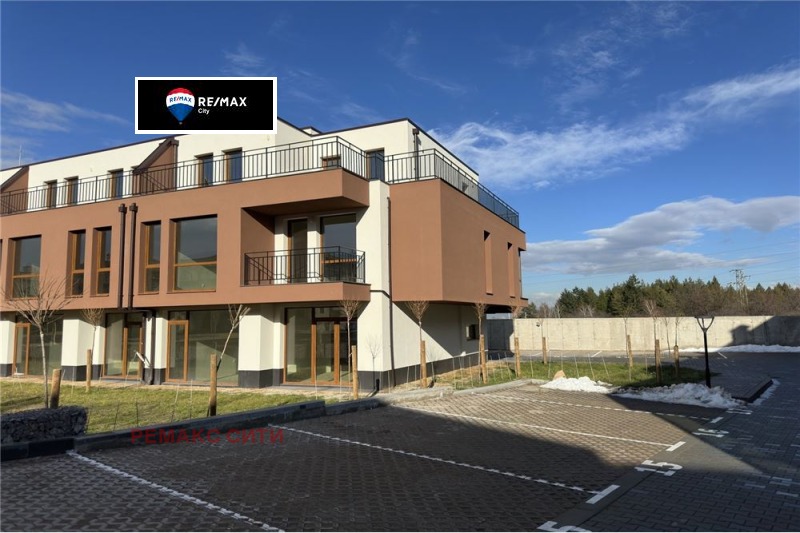 Продава КЪЩА, гр. София, м-т Детски град, снимка 2 - Къщи - 53269155
