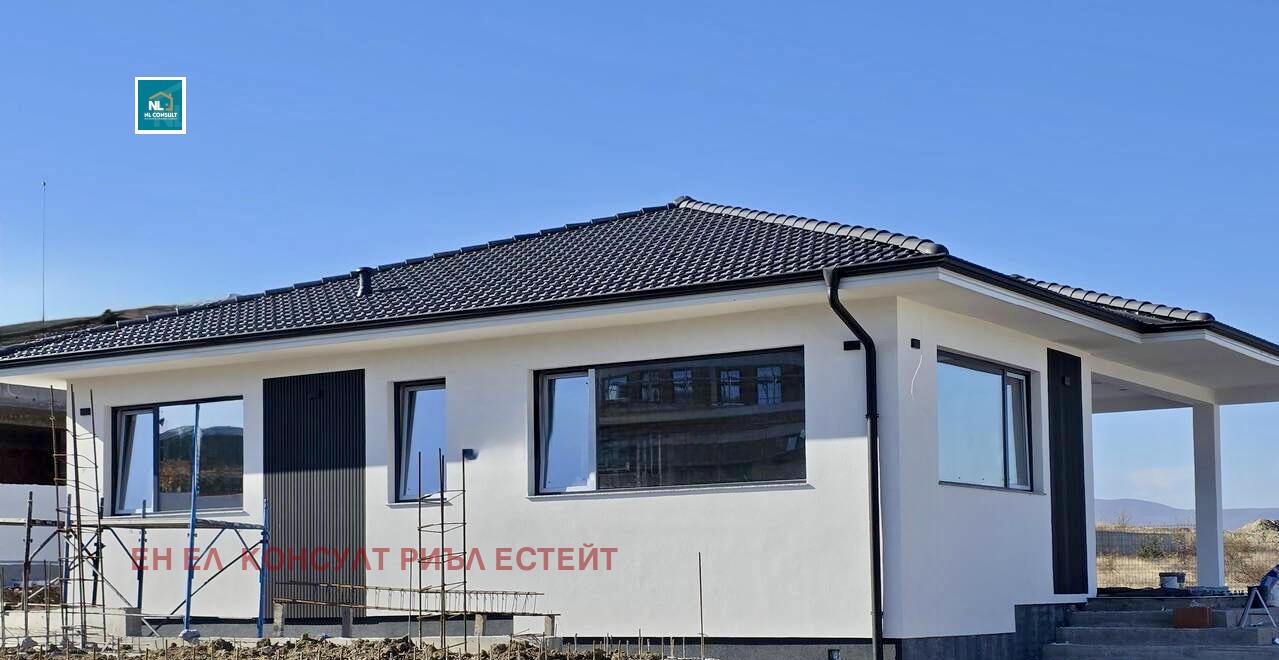 Продава КЪЩА, с. Белащица, област Пловдив, снимка 2 - Къщи - 54073029