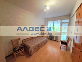 2 Schlafzimmer Zona B-18, Sofia 14