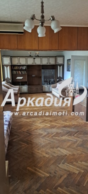 Продава МНОГОСТАЕН, гр. Асеновград, област Пловдив, снимка 1