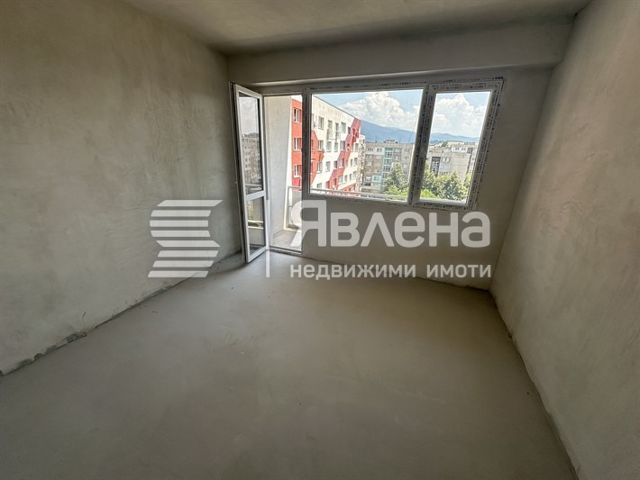 Продава 3-СТАЕН, гр. Перник, Изток, снимка 2 - Апартаменти - 54221521