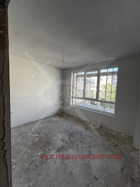 Продава 3-СТАЕН, гр. Пловдив, Южен, снимка 3 - Апартаменти - 54746426