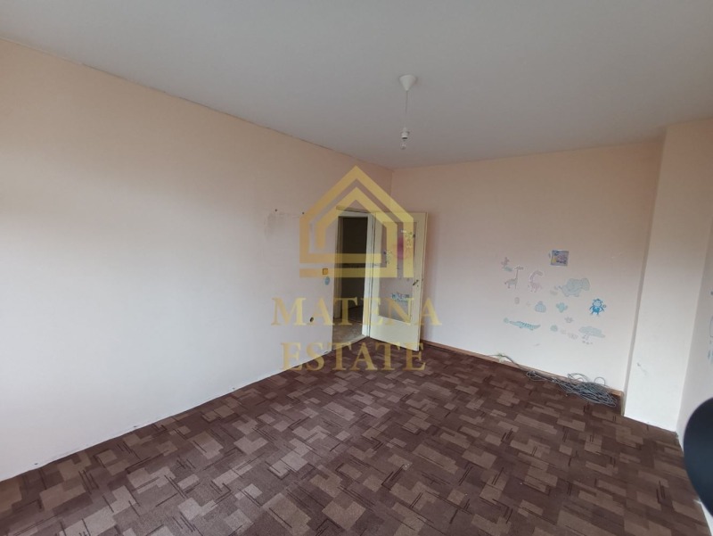 Продава 4-СТАЕН, гр. Варна, Възраждане 4