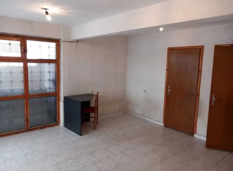De vânzare  Birou Varna , Țentâr , 41 mp | 95157219