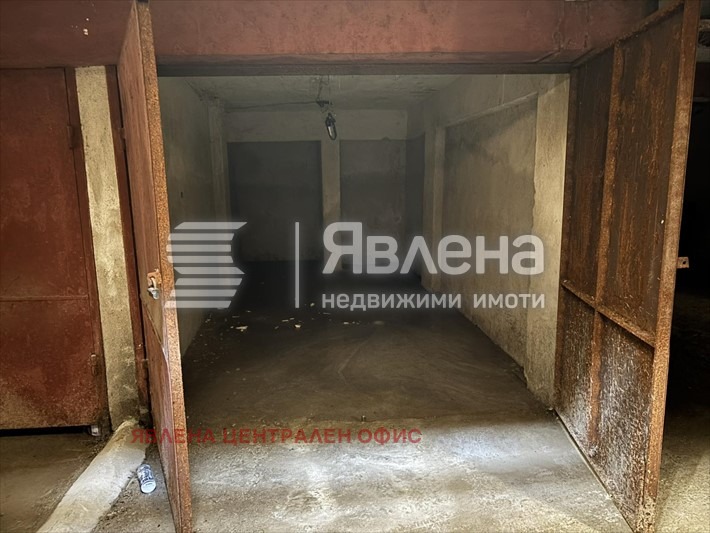 Продава ГАРАЖ, ПАРКОМЯСТО, гр. София, Зона Б-18, снимка 6 - Гаражи и паркоместа - 54115408