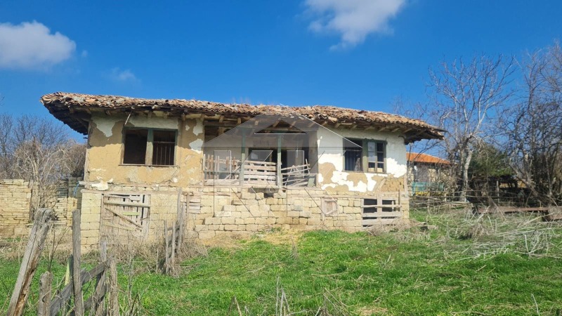 Продава КЪЩА в област Варна, с. Черковна - 120 кв.м / 25 000 € » 48 895.75 лв., АГЕНЦИЯ КУРТЕВ